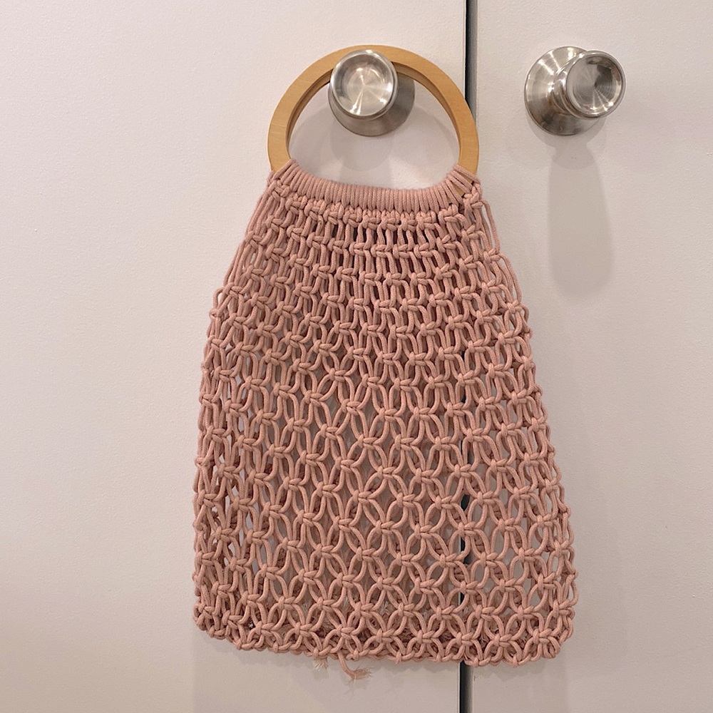 Pink net bag wood handle